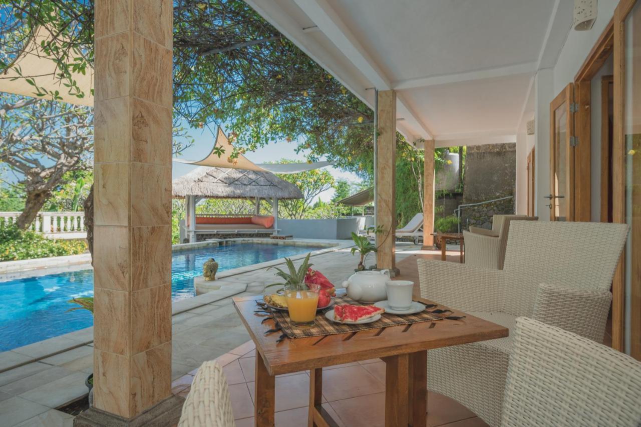 Villa Dinding Batu Singaraja Esterno foto