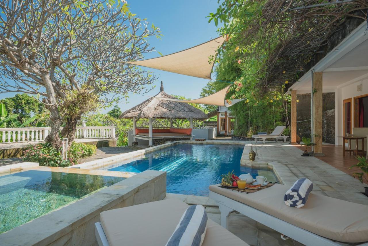 Villa Dinding Batu Singaraja Esterno foto