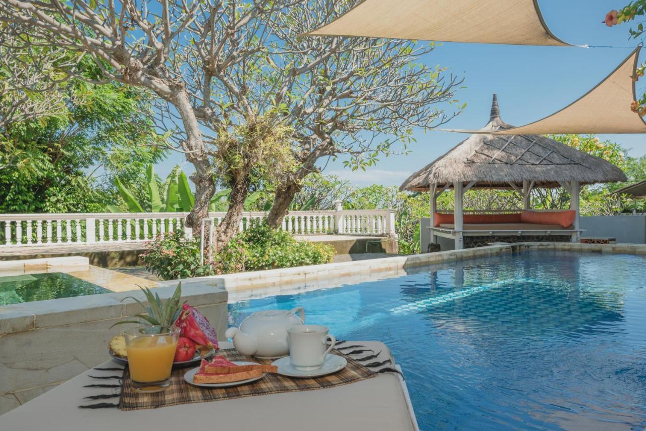 Villa Dinding Batu Singaraja Esterno foto