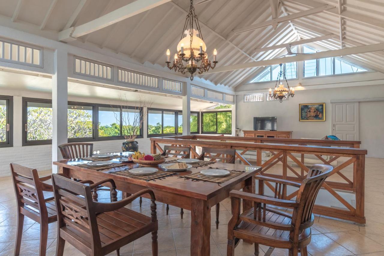 Villa Dinding Batu Singaraja Esterno foto