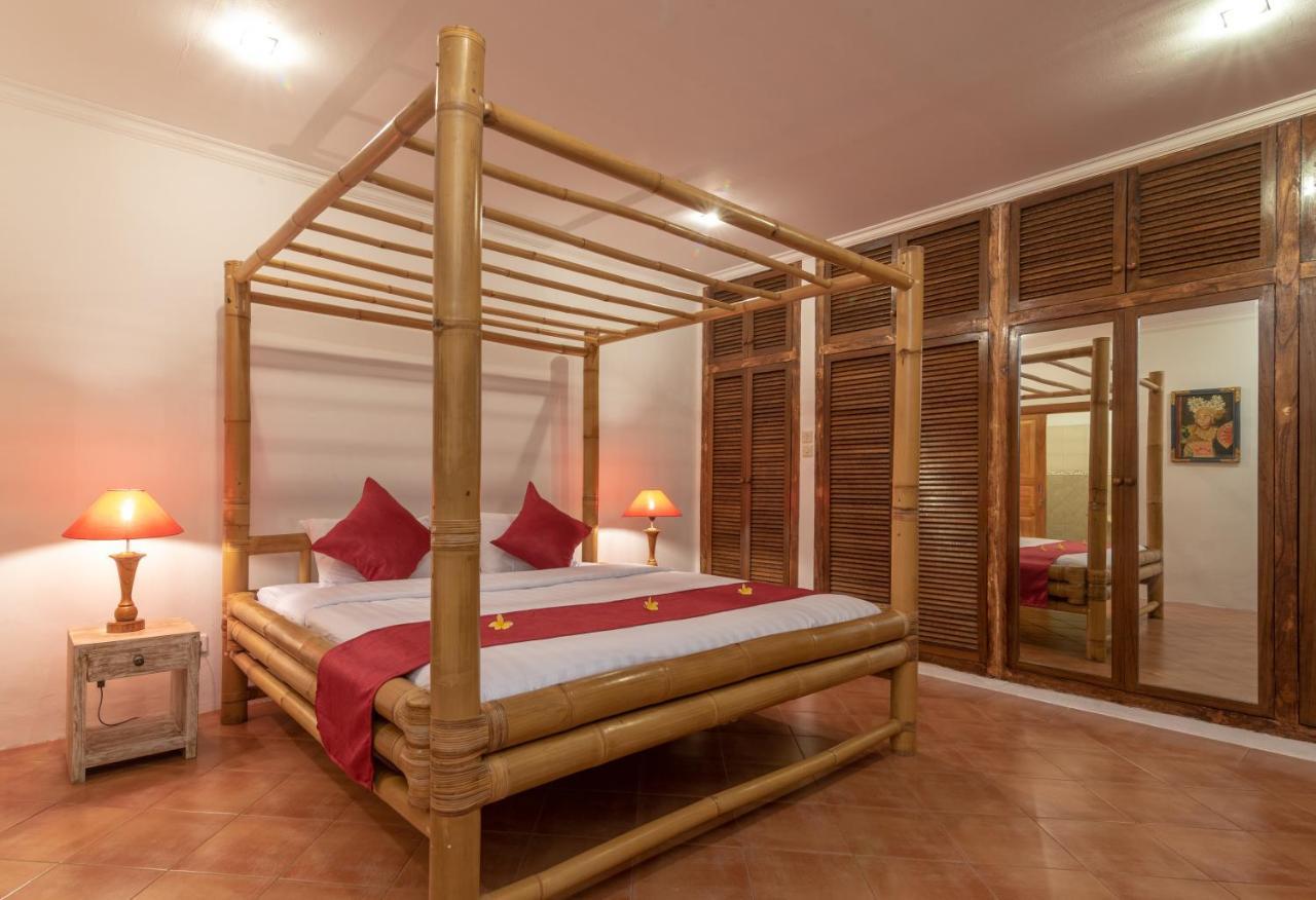 Villa Dinding Batu Singaraja Esterno foto