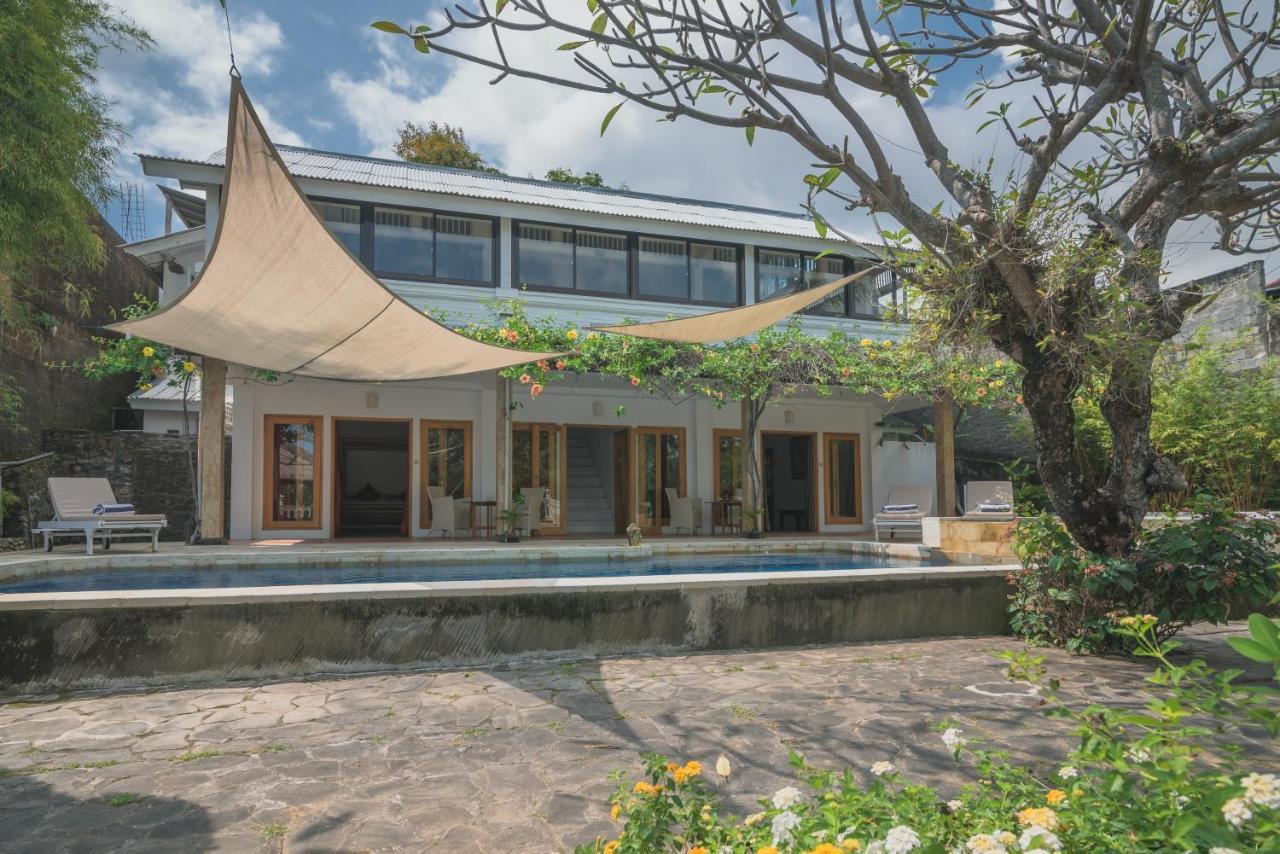 Villa Dinding Batu Singaraja Esterno foto