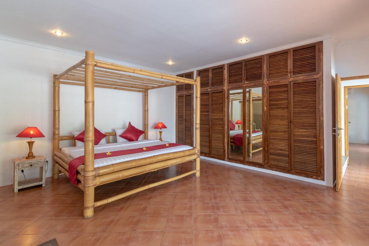 Villa Dinding Batu Singaraja Esterno foto