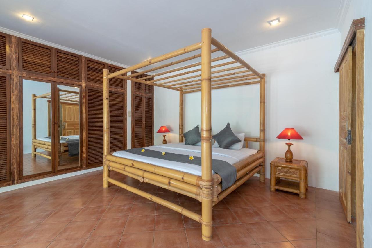 Villa Dinding Batu Singaraja Esterno foto