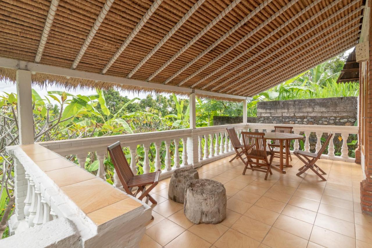 Villa Dinding Batu Singaraja Esterno foto