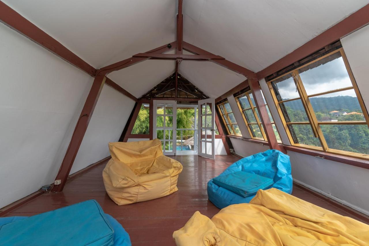 Villa Dinding Batu Singaraja Esterno foto