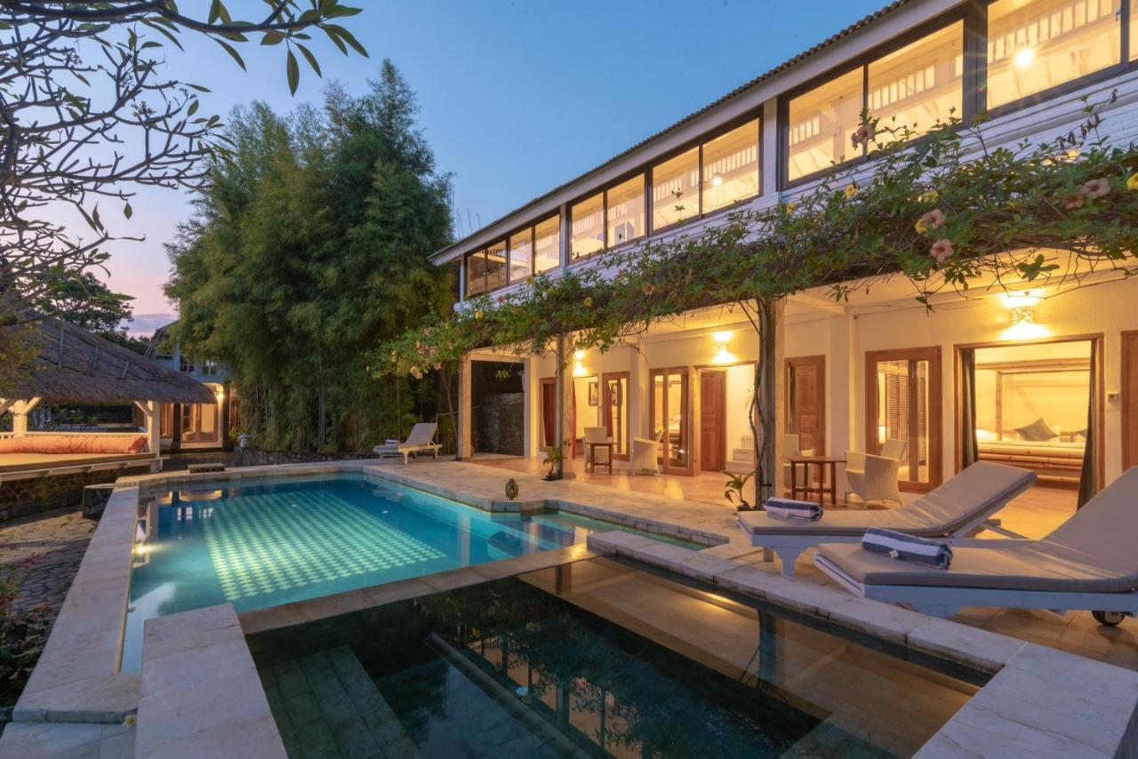 Villa Dinding Batu Singaraja Esterno foto