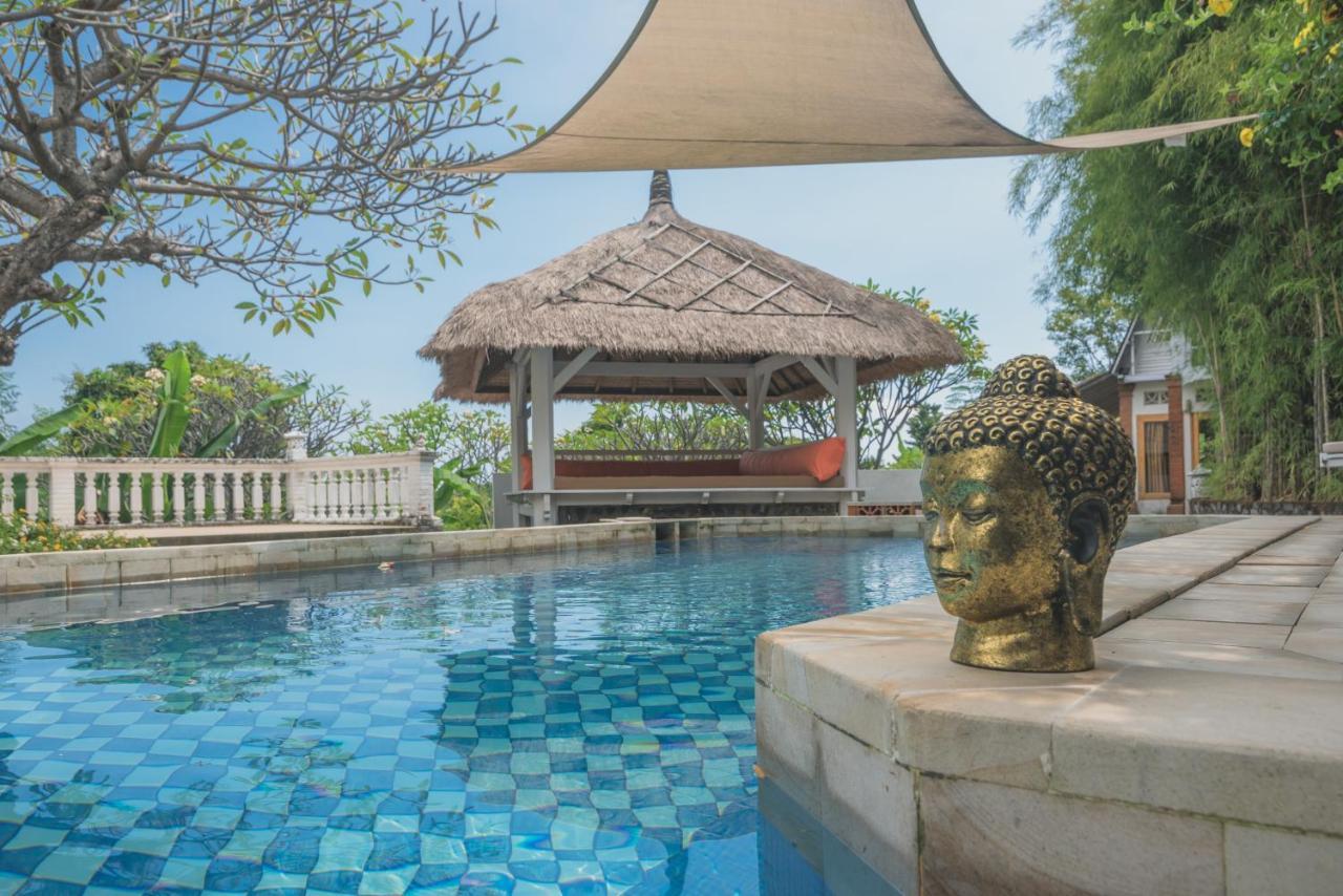 Villa Dinding Batu Singaraja Esterno foto
