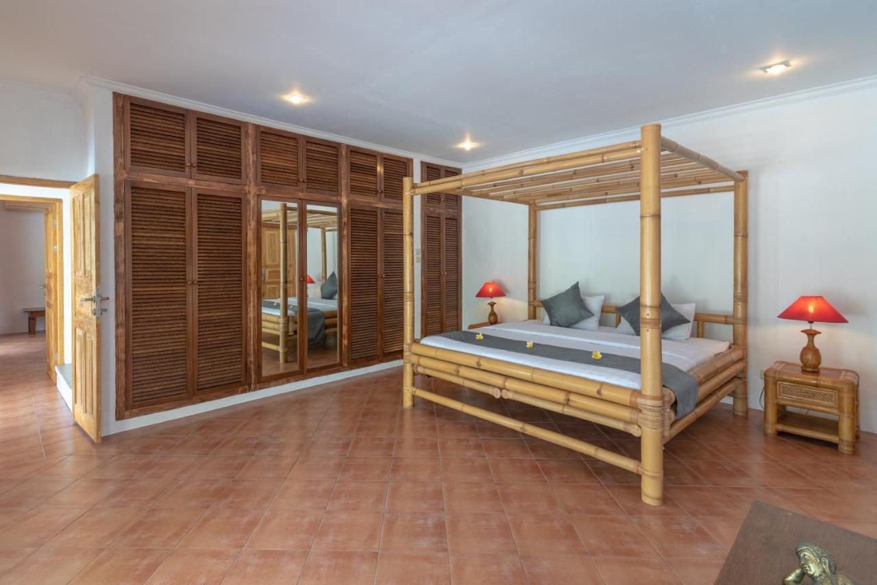 Villa Dinding Batu Singaraja Esterno foto
